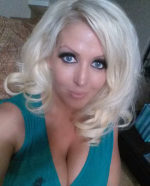 18 year old cutie Carmen Callaway sexys her two study buddies at the same time